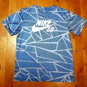 Nike skate boarding boys jersey style t shirts